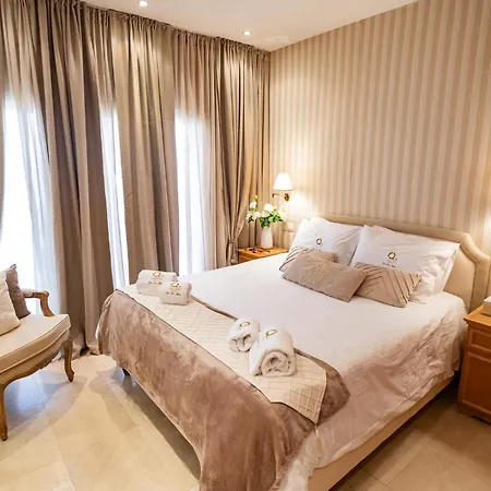 דירה Quattro Beachfront Sea View Ap 4 *