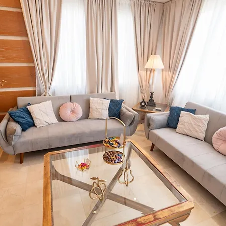 Quattro Beachfront Sea View Ap 4 Appartement