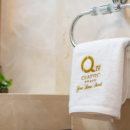 Quattro Beachfront Sea View Ap 4 לרנקה