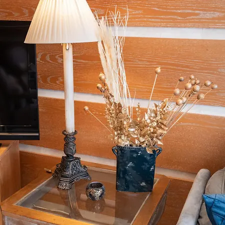 Quattro Beachfront Sea View Ap 4 * Larnaka