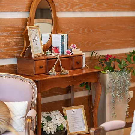 Quattro Beachfront Sea View Ap 4 * ラルナカ