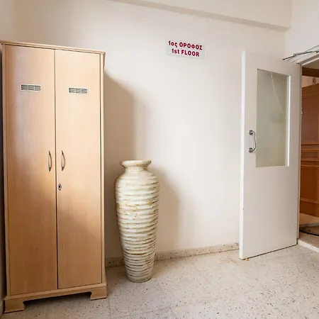 Quattro Beachfront Sea View Ap 4