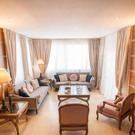 Apartament Quattro Beachfront Sea View Ap 4