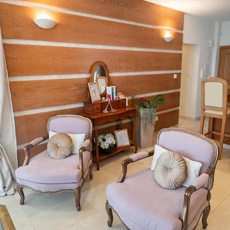 Apartament Quattro Beachfront Sea View Ap 4 *