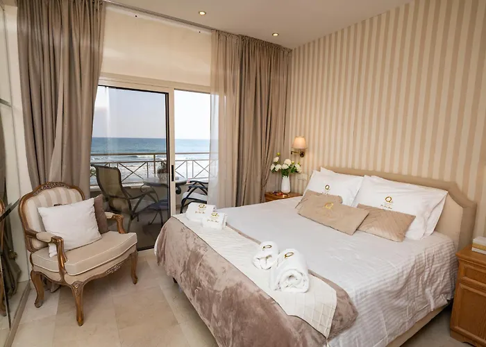 Quattro Beachfront Sea View Ap 4 Lejlighed *